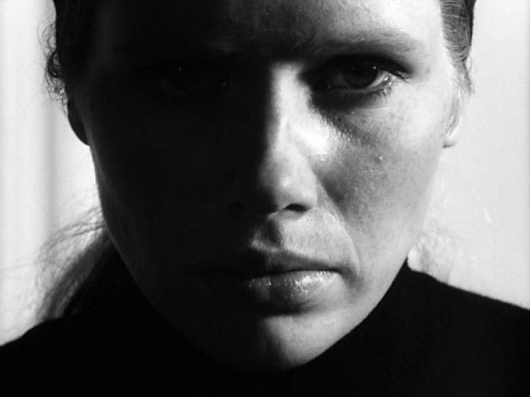 Liv Ullmann, Persona