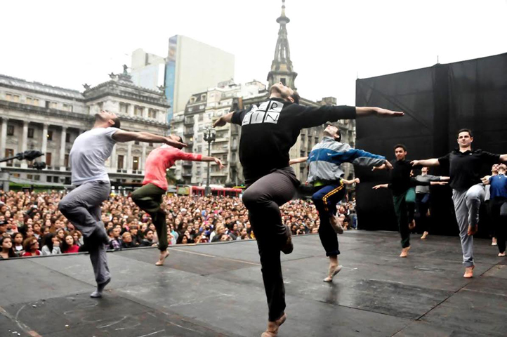 Working Dancers