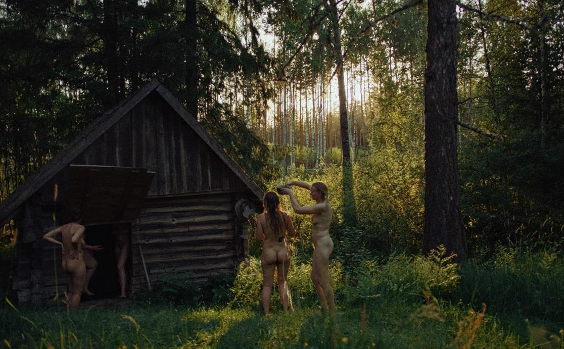 smooke sauna sisterhood