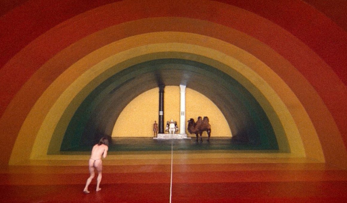 Το Midnight Express παρουσιάζει: "The Holy Mountain" 