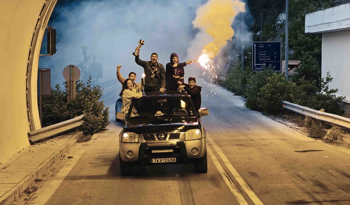 Στα "Τέρματα του Αυγούστου" μια μικρή κοινωνία διψά να ζήσει Στα "Τέρματα του Αυγούστου" μια μικρή κοινωνία διψά να ζήσει