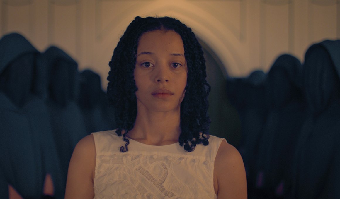 “The Testaments”: Το sequel του “The Handmaid’s Tale” φέρνει μια νέα γενιά κοριτσιών