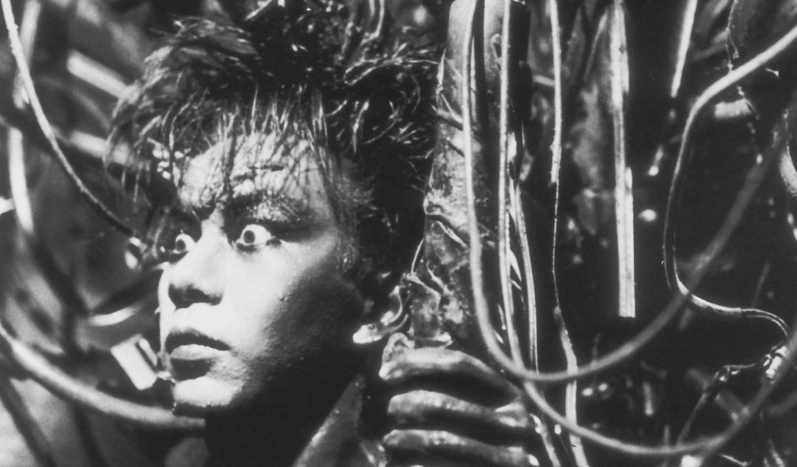 Aνάλυση: «Tetsuo, ο σιδερένιος». Ο κινηματογράφος της επιτέλεσης