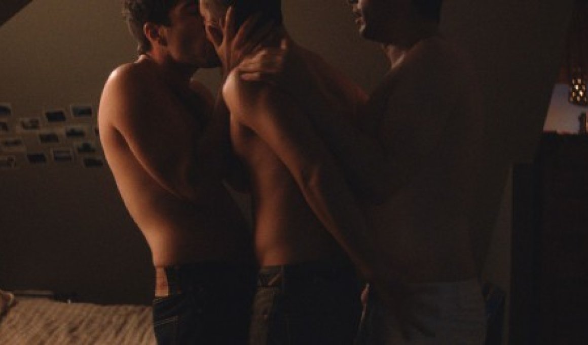 Sundance 15: Ο Τζέιμς Φράνκο προκαλεί με ομοφυλοφυλικό τρίο στο "I am Michael". 