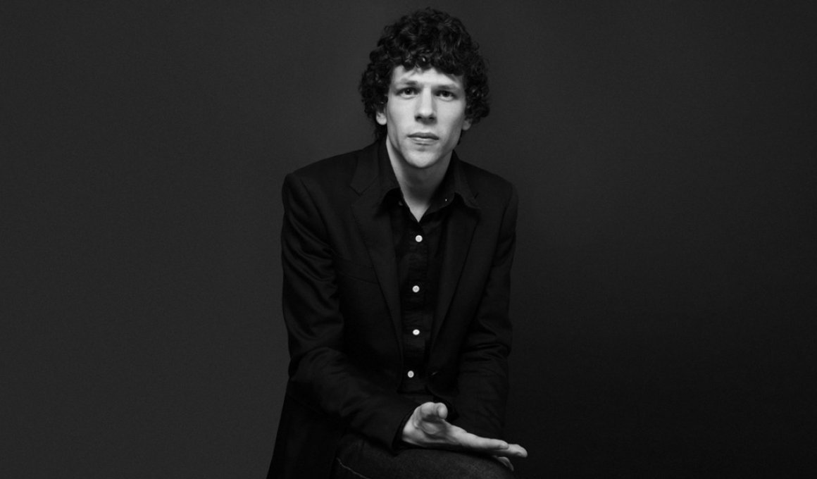 Ο Jesse Eisenberg ετοιμάζει κωμική τηλεοπτική σειρά