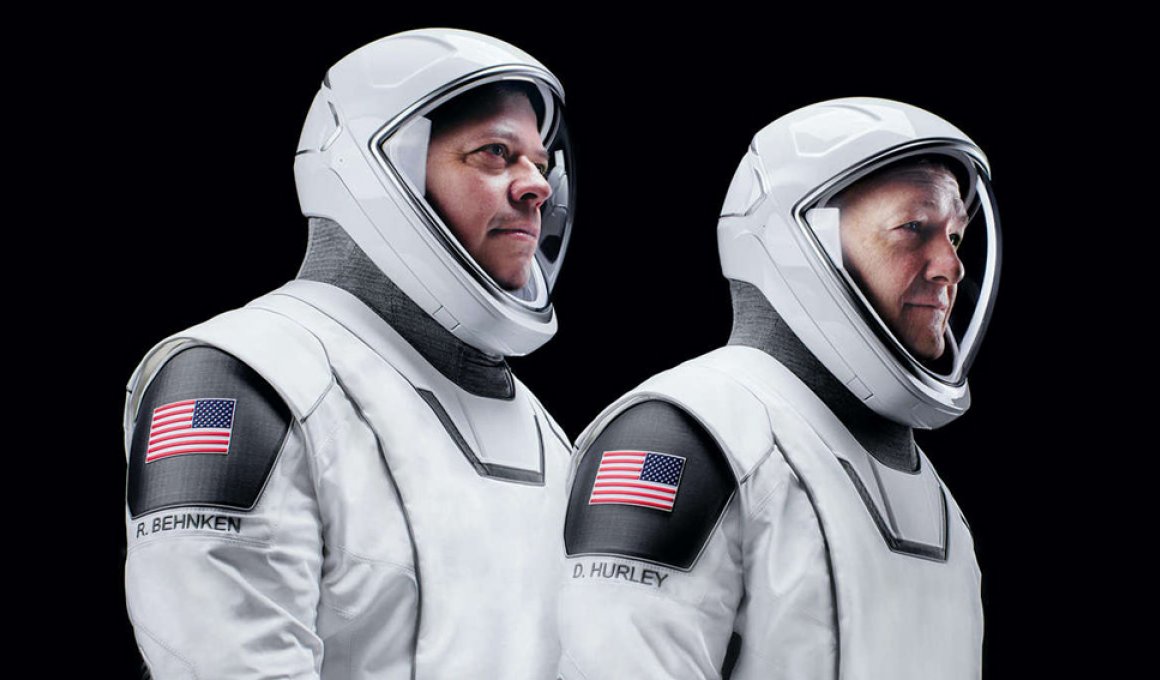 Οι στολές της SpaceX έγιναν από τον σχεδιαστή των Batman & Captain America