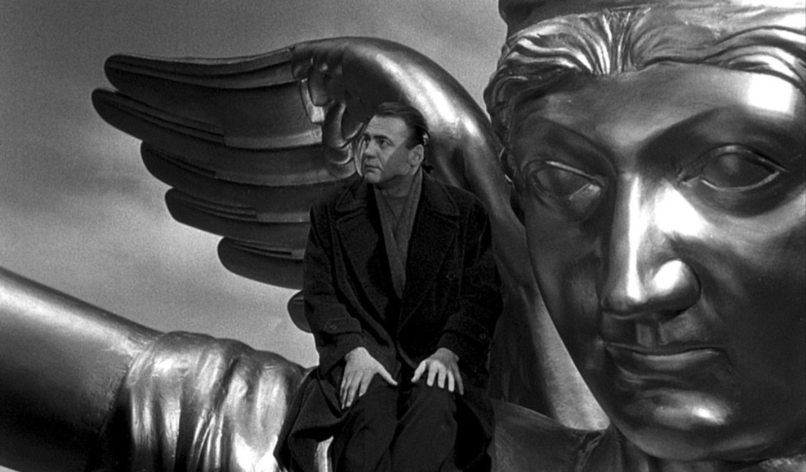 wings of desire - κριτική ταινίας