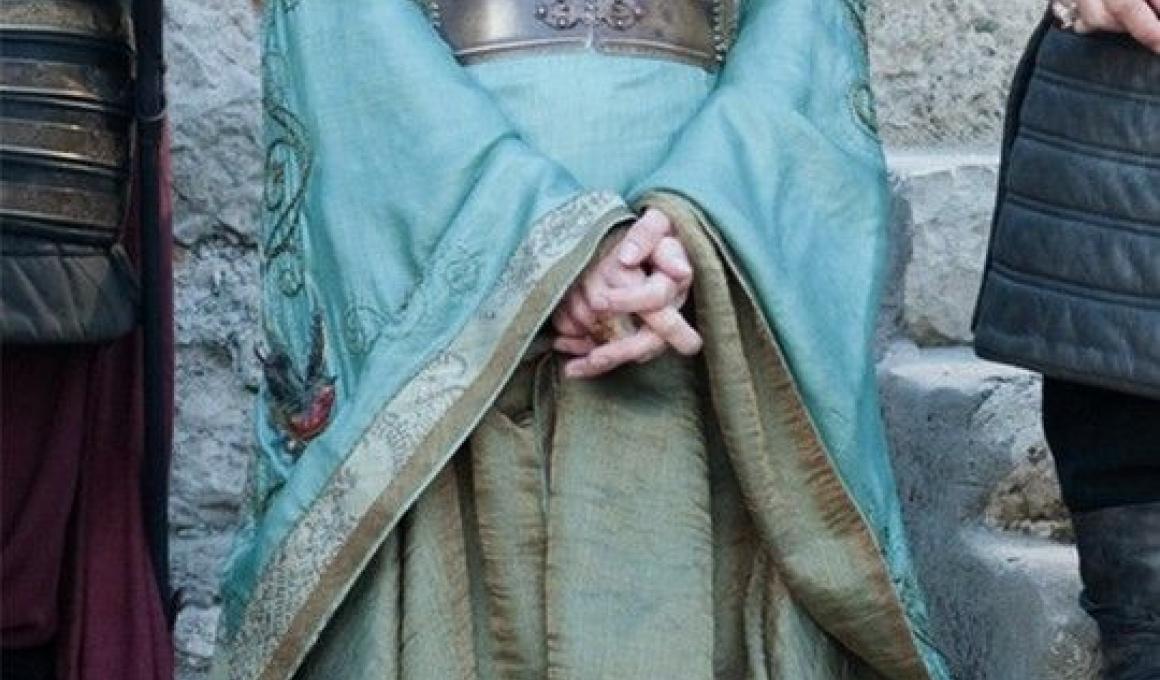 Οι ηρωίδες του "Game Of Thrones" με φορέματα διάσημων σχεδιαστών