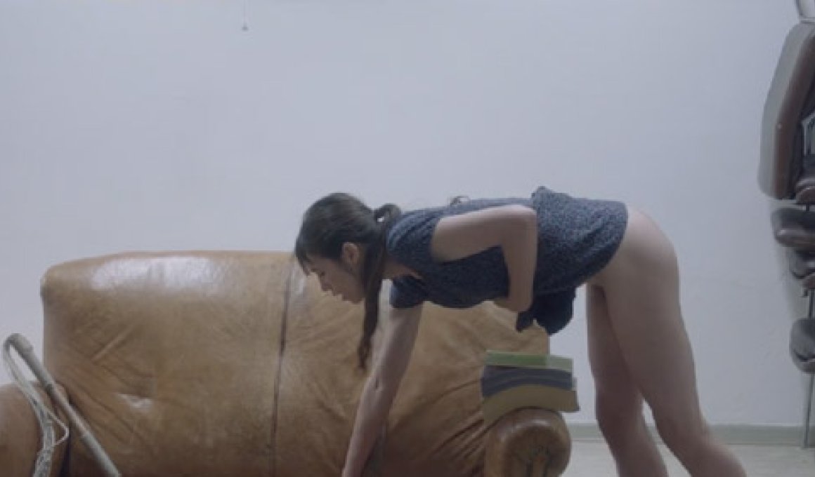 "Nymphomaniac": Έκτο clip - Spank me hard!