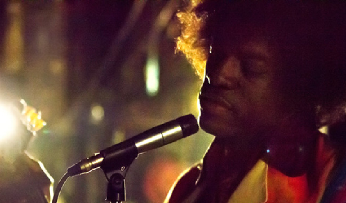 Επίσημο τρέιλερ με τον Andre των Outkast σαν "Jimmy Hendrix"! Επίσημο τρέιλερ με τον Andre των Outkast σαν "Jimmy Hendrix"!