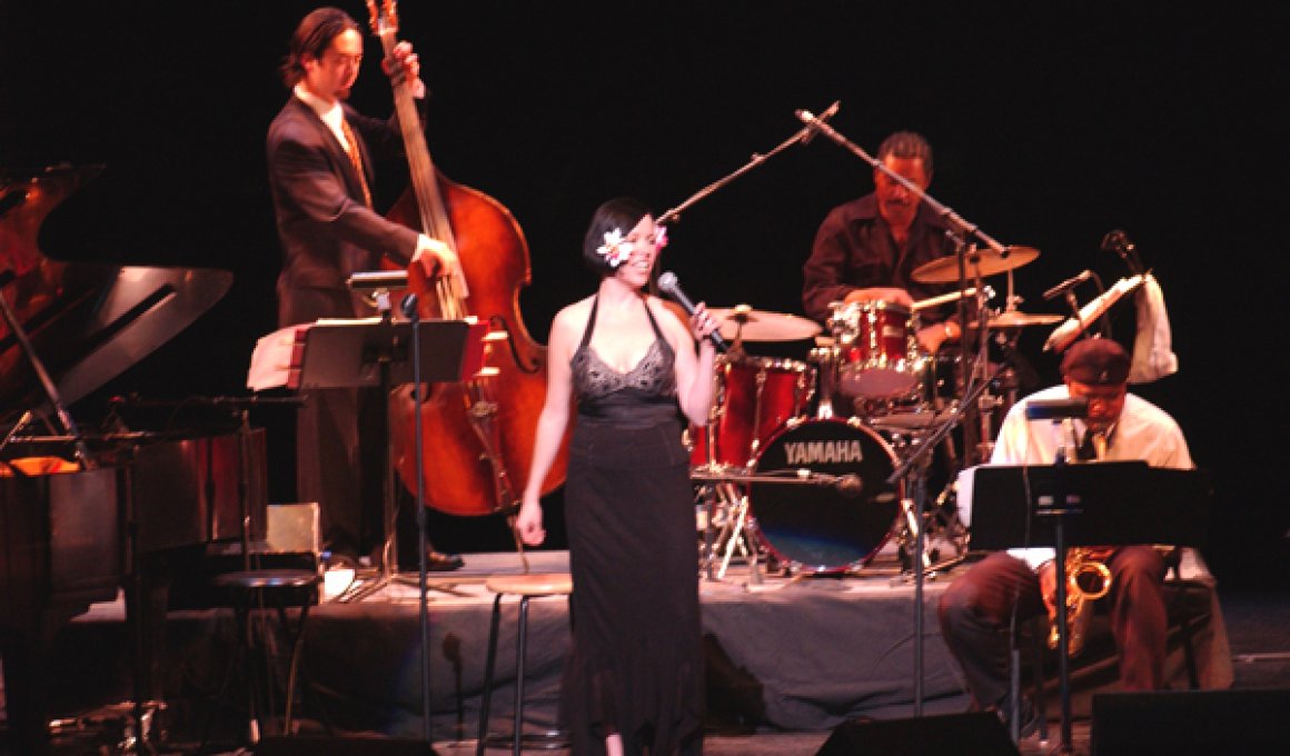 Lavay Smith and her Red Hot Skillet Lickers