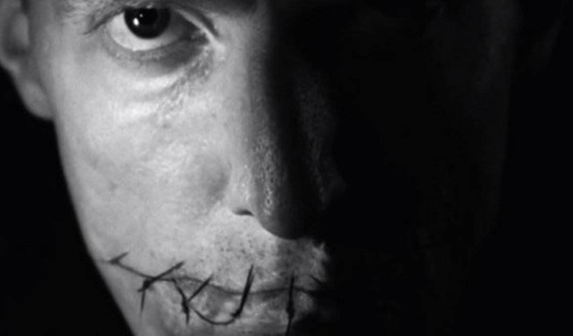 "Stranger": Mind Games από τον Τζέι Τζέι Έιμπραμς. Δεύτερο, διαφωτιστικό clip. "Stranger": Mind Games από τον Τζέι Τζέι Έιμπραμς. Δεύτερο, διαφωτιστικό clip.