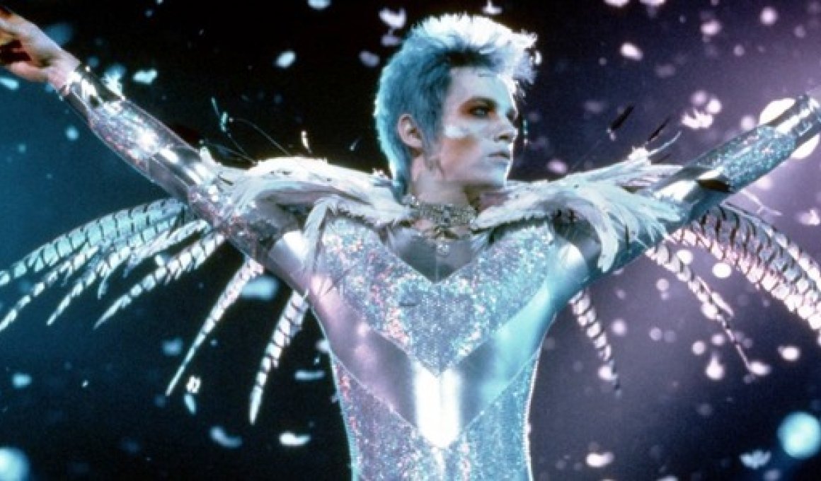 Tαινιόραμα 2012: Το MOVE IT είδε Velvet Goldmine