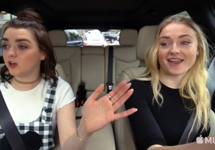 Carpool Karaoke: H Sansa και η Arya τρολάρουν τον Νed Stark