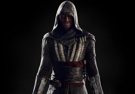 Στα γυρίσματα του "Assassin's Creed" με τον Μάικλ Φασμπέντερ
