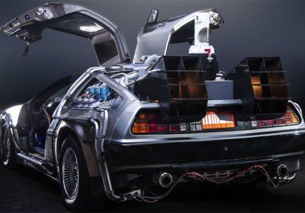 "Back in Time" με την Delorean!