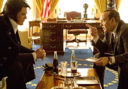 "Elvis & Nixon": Κωμικό ρεσιτάλ
