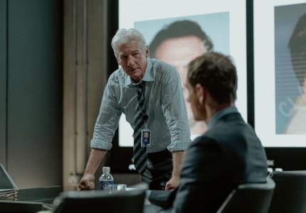 "The Agency": Ο Ρίτσαρντ Γκιρ ανακρίνει τον Μάικλ Φασμπέντερ