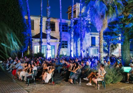 To 5o Φεστιβάλ Αιγίου συνεχίζει κάθε χρόνο πιο δυνατό