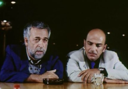 Ας περιμένουν οι γυναίκες
