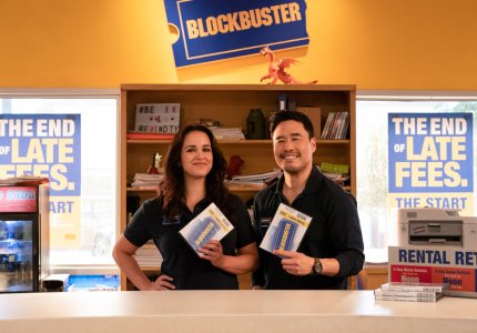 “Blockbuster” season 1: Μια χαλαρή sitcom για movie geeks