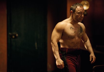 "1.000 Blows": Πατριαρχία και ρατσισμός στα βικτωριανά fight clubs