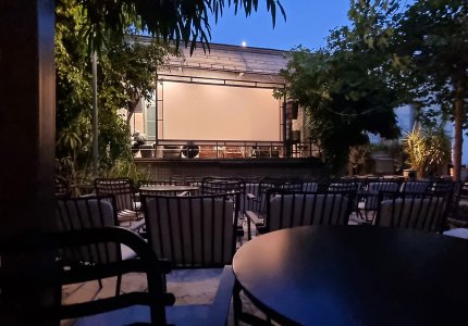 Θερινό σινεμά και τον Σεπτέμβριο στο Επί Κολωνώ