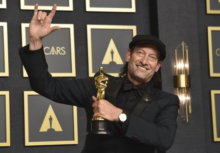 Oscars 2022: Τρόι Κότσερ είσαι μάγκας. Σε ευχαριστούμε.