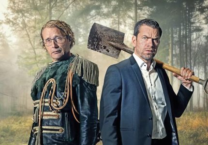 "The last Viking": Ο Μαντς Μίκελσεν νομίζει ότι είναι ο Τζον Λένον
