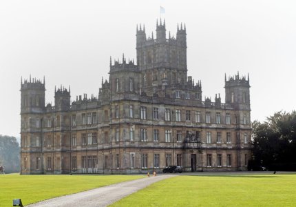 Ο πύργος του Downton Abbey μπήκε στο Airbnb!