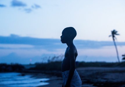 O πιτσιρικάς του "Moonlight" προσφέρει την αμοιβή του στην έρευνα για τον καρκίνο