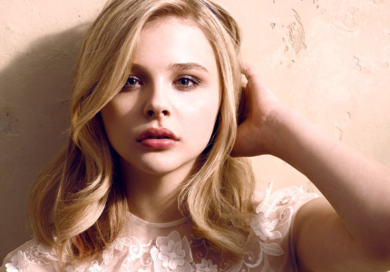 Chloe Moretz: "Σταματάω τις ταινίες για να βρω τον εαυτό μου..."