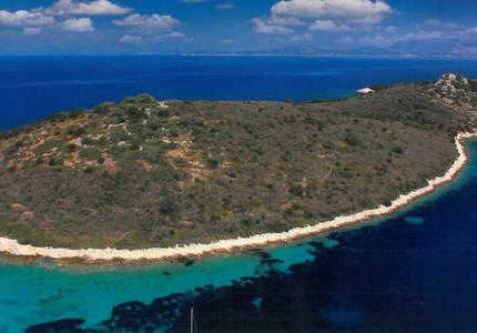 Μπραντ Πιτ & Αντζελίνα Τζολί αγοράζουν νησί στην Ελλάδα