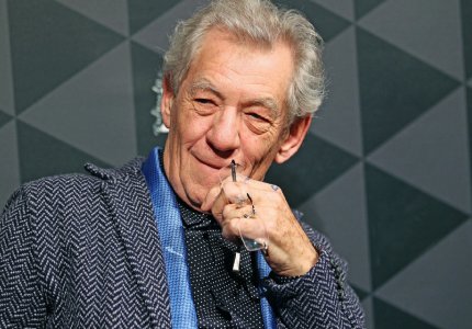 «Το Χόλιγουντ αγνοεί και τους γκέι»