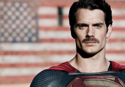 Θα... ξυρίσει το μουστάκι ο Superman;