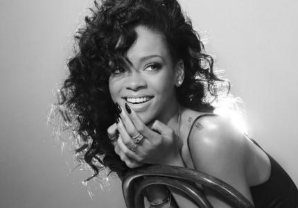 Ντοκιμαντέρ για την Rihanna από τον Πίτερ Μπεργκ