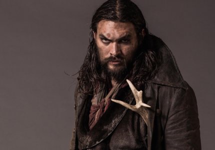 Ο Jason Momoa ξανά στην TV από τον δημιουργό των Hunger Games