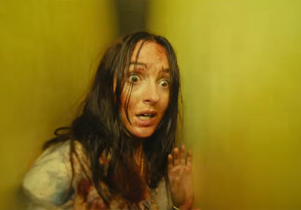 "Backrooms”: το viral horror της A24 έχει τρέιλερ "άλλη πίστα"
