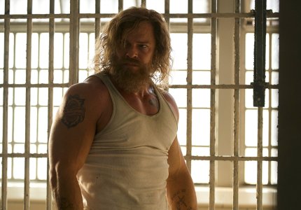 "Motor City": Ο Άλαν Ρίτσον ζητά εκδίκηση στο Ντιτρόιτ των 70s