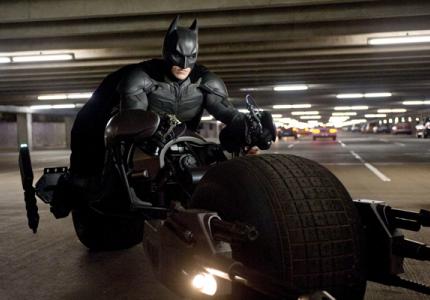 Best seller ταινία για το 2012 το "Dark Knight Rises"