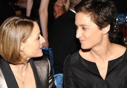 Η Jodie Foster παντρεύτηκε τη σύντροφό της Alexandra Hedison