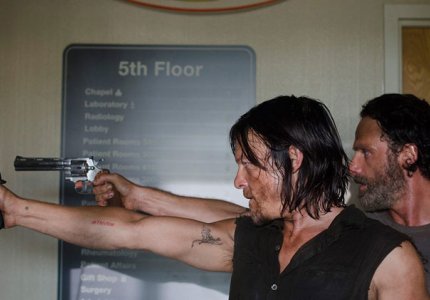 Walking Dead 5 mid season finale: Το ρεκόρ, η απύθμενη βλακεία και το απαίσιο μοντάζ