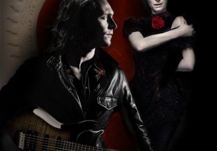 Κάννες 13: "Only lovers left alive", πρώτο clip με την Μία Βασικόφσκα ντράμερ...