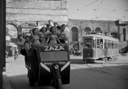 "Kάτω από τον ήλιο της Ρώμης" στον Κέλυφο