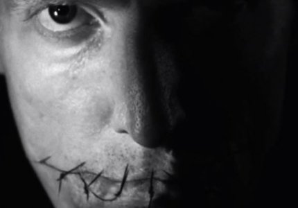 "Stranger": Mind Games από τον Τζέι Τζέι Έιμπραμς. Δεύτερο, διαφωτιστικό clip.