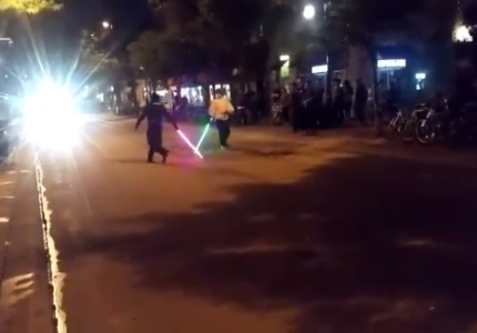 Επικούρα: Βγήκαν τα lightsaber σε δρόμο του Μάντισον